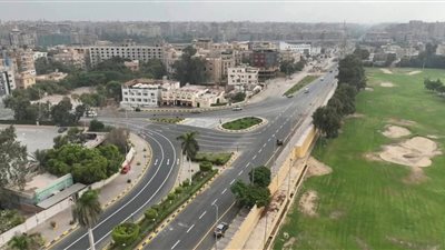 الجيزة: متابعة الحالة العامة للطرق والمحاور المؤدية للمتحف المصري الكبير 