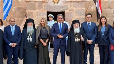 الأمين العام للمجلس الأعلى للآثار يشارك في مراسم تجليس مطران دير سانت كاترين للروم الأرثوذكس