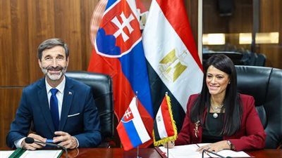 مصر وسلوفاكيا توقّعان اتفاق اللجنة المشتركة للتعاون الاقتصادي