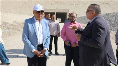 محافظ المنيا يُعلن رفع درجة الاستعداد القصوى ويوجه بتحديث خطط مواجهة السيول 