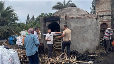 استكمال المرور على مكامير الفحم وغلق 12 مكمورة مخالفة خلال حملة اليوم 