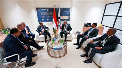  وزير البترول يعقد لقاءات مع رؤساء شركات عالمية على هامش «أديبك 2025» بأبوظبي