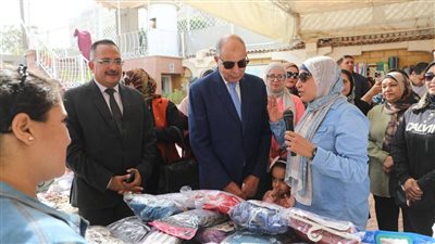 محافظ المنيا يفتتح معرض «من قلب القرية» لدعم أصحاب المشروعات الصغيرة والمتوسطة 