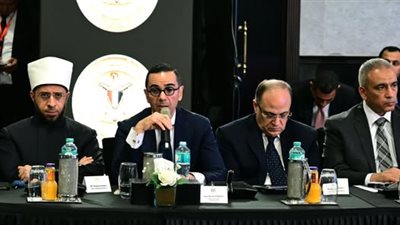 وزير الاستثمار: مصر نجحت خلال العقد الماضي في تنفيذ أضخم برنامج للتنمية العمرانية والبنية التحتية 