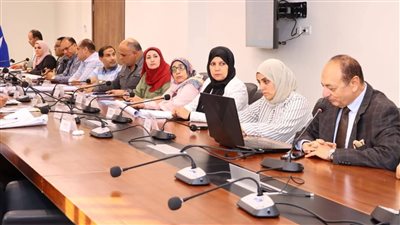 محافظ دمياط يبحث خطة تنفيذ خريطة تفاعلية للطرق على مستوى المحافظة