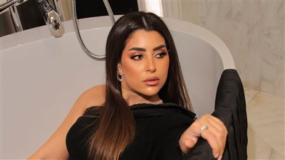 إصابة آيتن عامر في عينها خلال تصوير مشهد إطلاق نار بمسلسل 