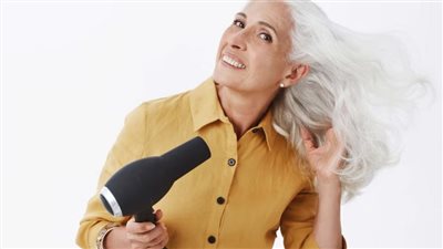 الشعر الرمادي