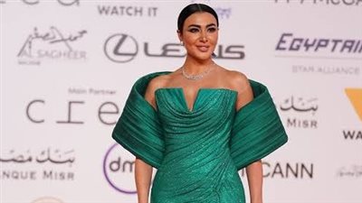 6 فنانات يتألقن بالأخضر في افتتاح «القاهرة السينمائي».. ميرهان حسين الأبرز (صور)