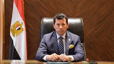 وزارة الرياضة تشيد بالثورة الانشائية بمركز التنمية الشبابية بزايد