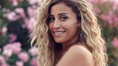 اتهام 4 صفحات بتشويه صورة دينا الشربيني 