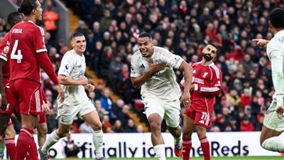 نوتيجهام فورست يكتسح ليفربول وفوز تشيلسي 