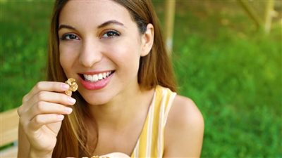 تناوله 5 مرات في الأسبوع وأشعر بالفرق بعها.. فوائد الجوز الصحيّة المذهلة