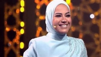 أحمد فلوكس بشيد بـ آية عبد الرحمن مقدمة “دولة التلاوة”: 