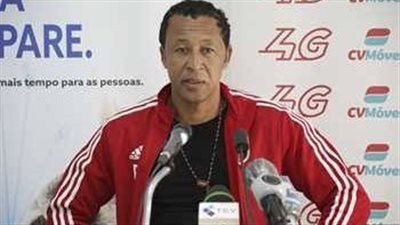 بوبيستا مدرب كاب فيردي الأفضل فى إفريقيا 2025