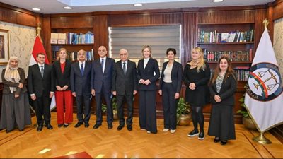 النائب العام يبحث مع ممثلة الاتحاد الأوروبي تعزيز التعاون بمجال حقوق الإنسان