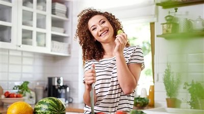 علماء: تقييد السعرات الحرارية اليومية يعني حياة أطول وصحة أفضل