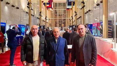 حسام وإبراهيم حسن والدرندلي في حفل الاستقبال لمنتخبات كأس العالم بمجمع كينيدي للفنون