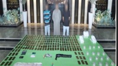 مقتل عنصر شديد الخطورة وضبط ترسانة أسلحة ومخدرات بـ80 مليون جنيه في بني سويف