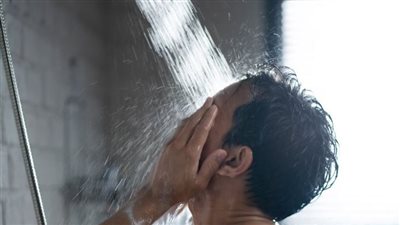 أيهما أفضل للصحة؟.. الاستحمام الصباحي أم المسائي؟