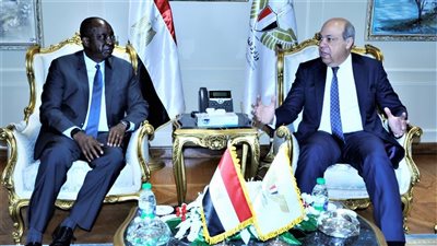 الطيران يبحث مع مؤسسة التمويل الدولية المراحل النهائية لطرح مطار الغردقة الدولي أمام القطاع الخاص