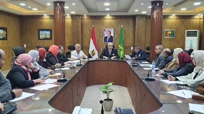 مدير تعليم القليوبية يترأس اجتماعًا موسعًا لمسؤولي المدارس الرسمية للغات