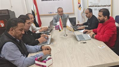 الحزب المصري الديمقراطي الاجتماعي يتابع عملية التصويت في دوائر الإعادة 