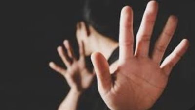 ضبط شاب تحرش بفتاة داخل ميكروباص واعتدى عليها بالضرب في الجيزة