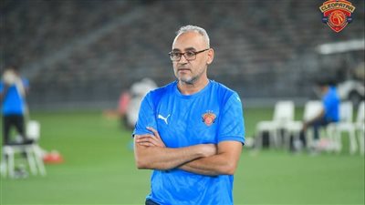 رئيس الجهاز الطبي بنادي سيراميكا يحصل علي الدكتوراه في جراحة العظام والمفاصل