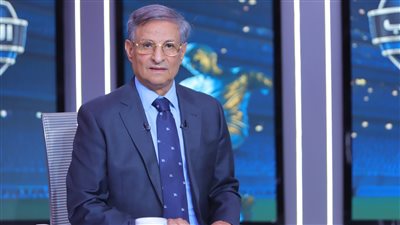 بعد اعتذاره في برنامج اللعيب مجلس الأهلي يطلب من المستشار القانوني التنازل عن البلاغات المقدمة ضد مصطفي يونس