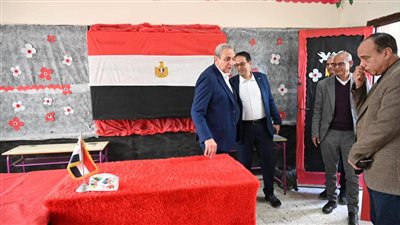 جولة ميدانية لمحافظ الغربية بمدارس طنطا لمتابعة جاهزية لجان الإعادة لانتخابات مجلس النواب