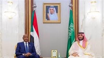 محمد بن سلمان يستقبل البرهان في الرياض لبحث مستجدات الأزمة السودانية 