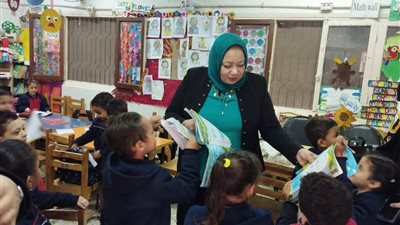 وكيل تعليم القاهرة تتفقد مدارس الزيتون لمتابعة انتظام العملية التعليمية