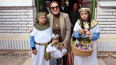 مدير تعليم القاهرة تشهد الاحتفال باليوم العالمي لذوي الهمم..صور