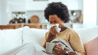 كيف يساعد مكمل الزنك الغذائي في تخفيف أعراض نزلات البرد؟