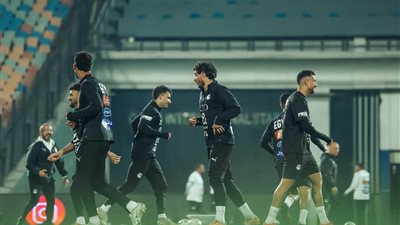 مصطفي محمد يقود هجوم منتخب مصر في ودية نيجيريا 