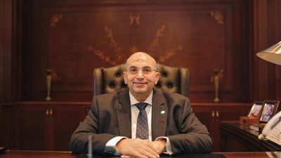 النائب أشرف عبد الغني يطالب بتشكيل 