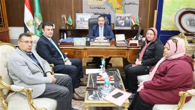 اجتماع هام لمحافظ المنوفية لمناقشة الموقف التنفيذي لمشروعات الرصف والتطوير