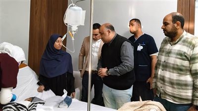 «حماد» يتفقد سير العملية الطبية بالمجمع الطبي الدولي بالأقصر (صور)