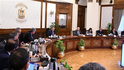 مدبولي: طفرة في مؤشرات السياحة وزيادة أسطول الطيران وطرح المطارات للقطاع الخاص لتحسين تجربة السائح