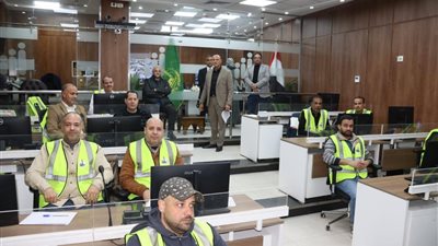 محافظ القليوبية يتابع غلق لجان إعادة انتخابات مجلس النواب 