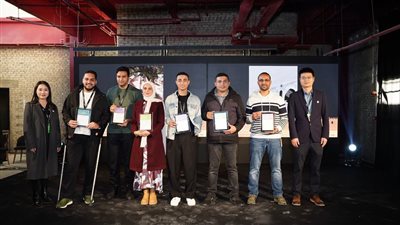 شركة أوبو تكشف عن معرض الصور 