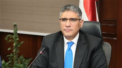 بالأسماء.....محافظ الجيزة يصدر قرارات بتكليف قيادات جديدة بالمراكز والأحياء