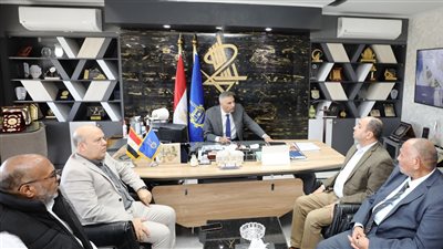 محافظ أسوان: تهيئة البيئة المناسبة لإنجاح منظومة العمل بالمنطقة الصناعية بالعلاقى