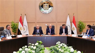 وزراء الري والنقل والزراعة يبحثون موقف المشروعات المشتركة بين الوزارات 