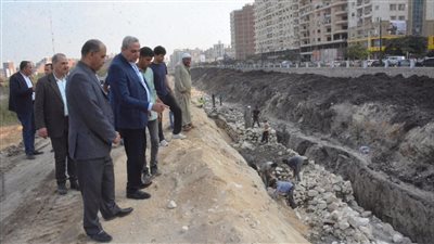 بالصور.. محافظ الغربية يتابع أعمال تطوير كورنيش محور محلة منوف بنسبة تنفيذ 65%
