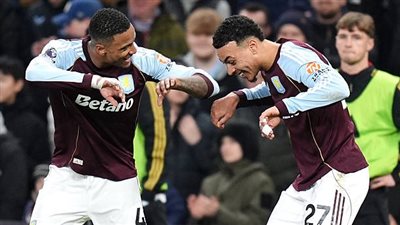 الدوري الإنجليزي.. أستون فيلا يهزم مانشستر يونايتد ويواصل الزحف نحو القمة