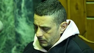 بالصور.. تأثر أحمد الفيشاوي في عزاء والدته سمية الألفي