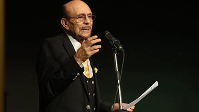 جمال يوسف يشارك بصورة من صندوق ذكرياته مع محمد صبحي: 