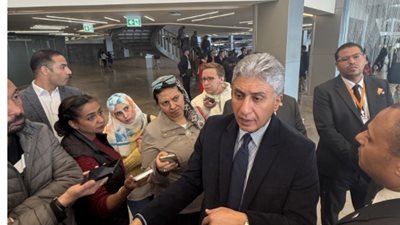 وزير السياحة والآثار يستعرض مشروعات الترميم الكبرى وخطط تطوير السياحة والتعاون الدولي