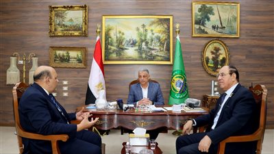 رئيس اتحاد الكونغ فو يبحث مع محافظ الإسماعيلية إقامة معسكر تدريبي دولي